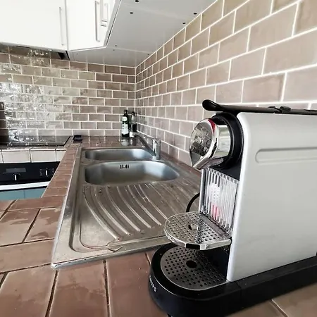 T5 Corail - Centre - Rooftop - Barbecue - Parking Apartment *
